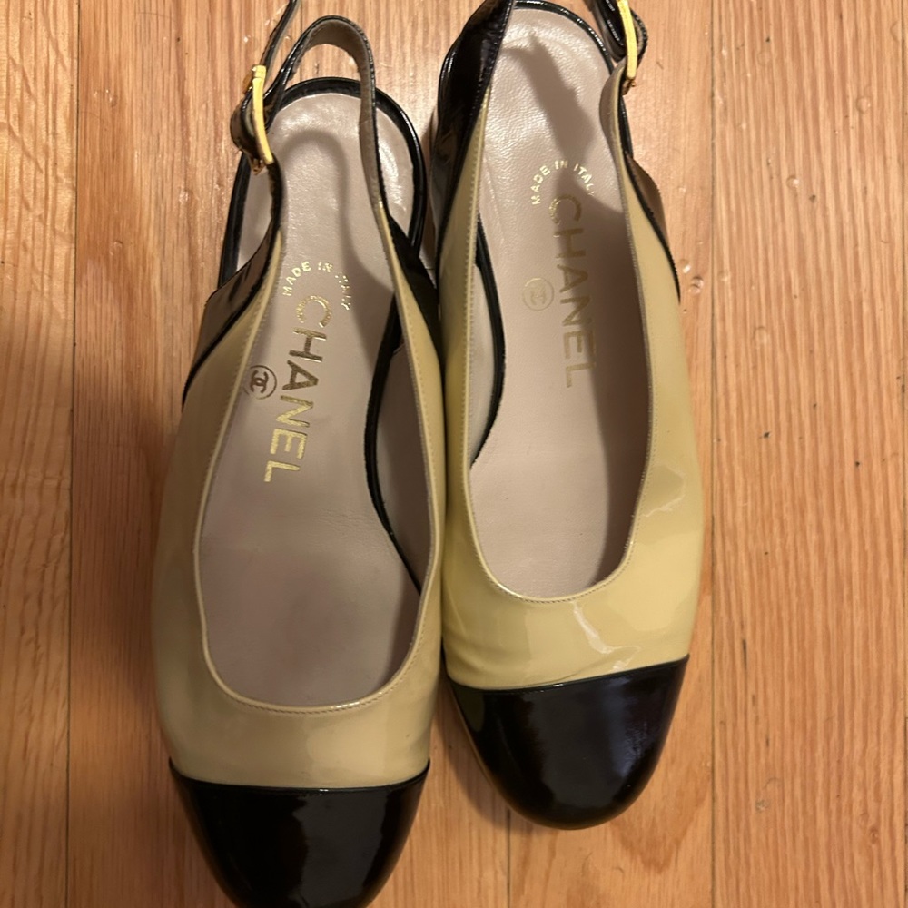 Chanel Slingbacks - Picture 4 of 8